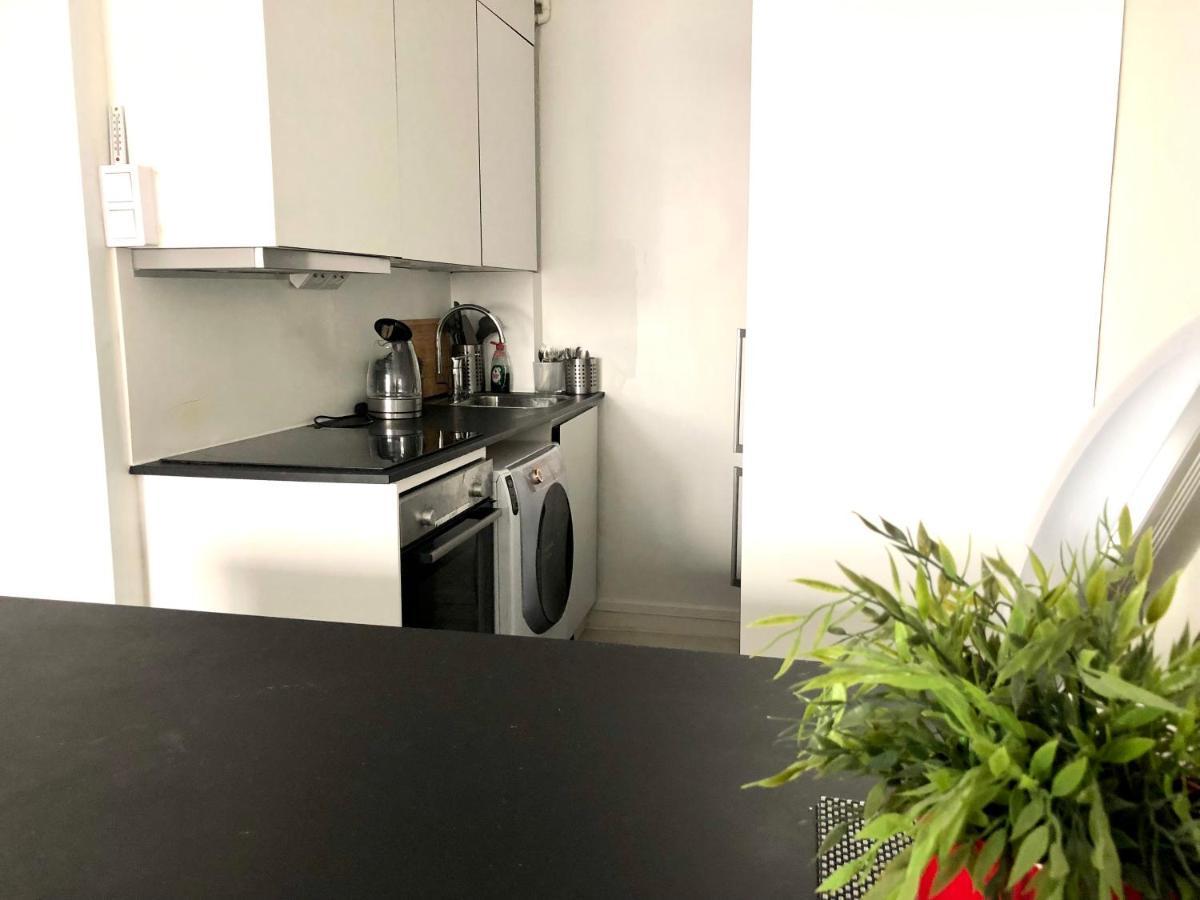 Sweethome Studio 49 In City Center Punavuori District هلسنكي المظهر الخارجي الصورة